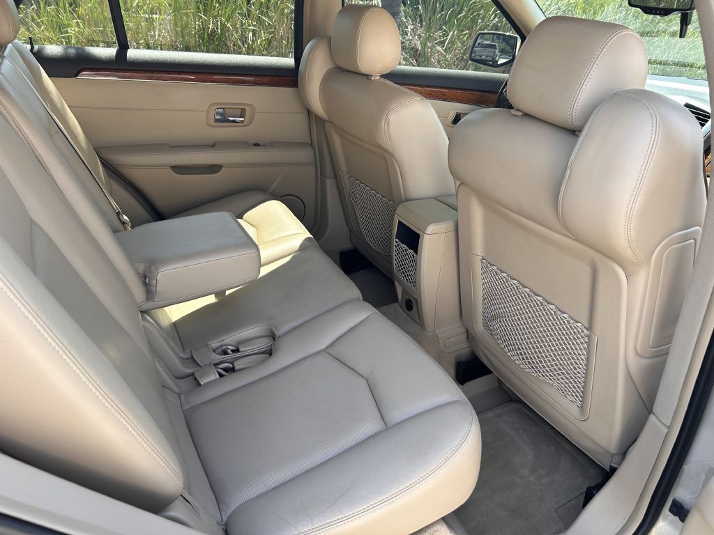2007 Cadillac SRX Image 19