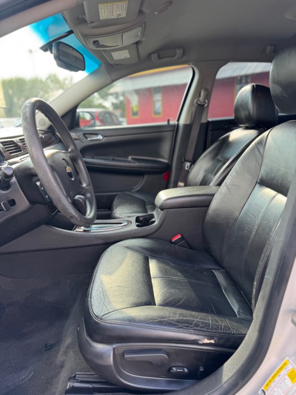 2016 Chevrolet Impala Image 14