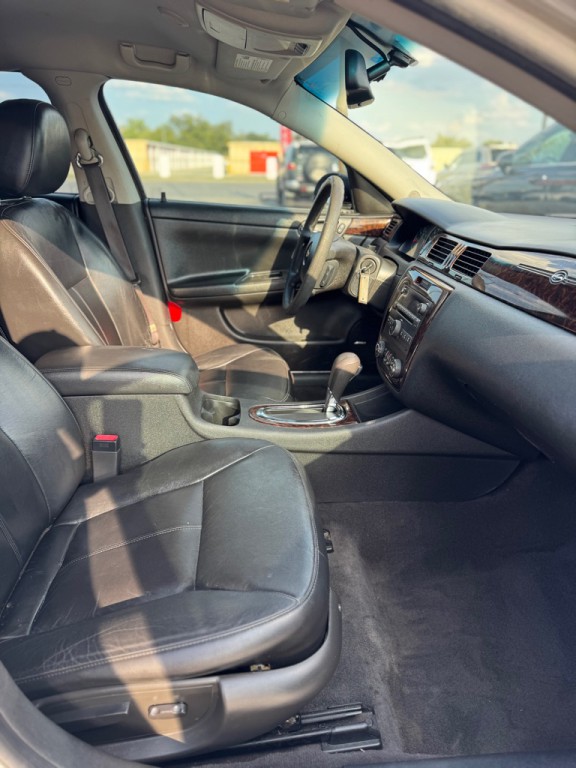 2016 Chevrolet Impala Image 17