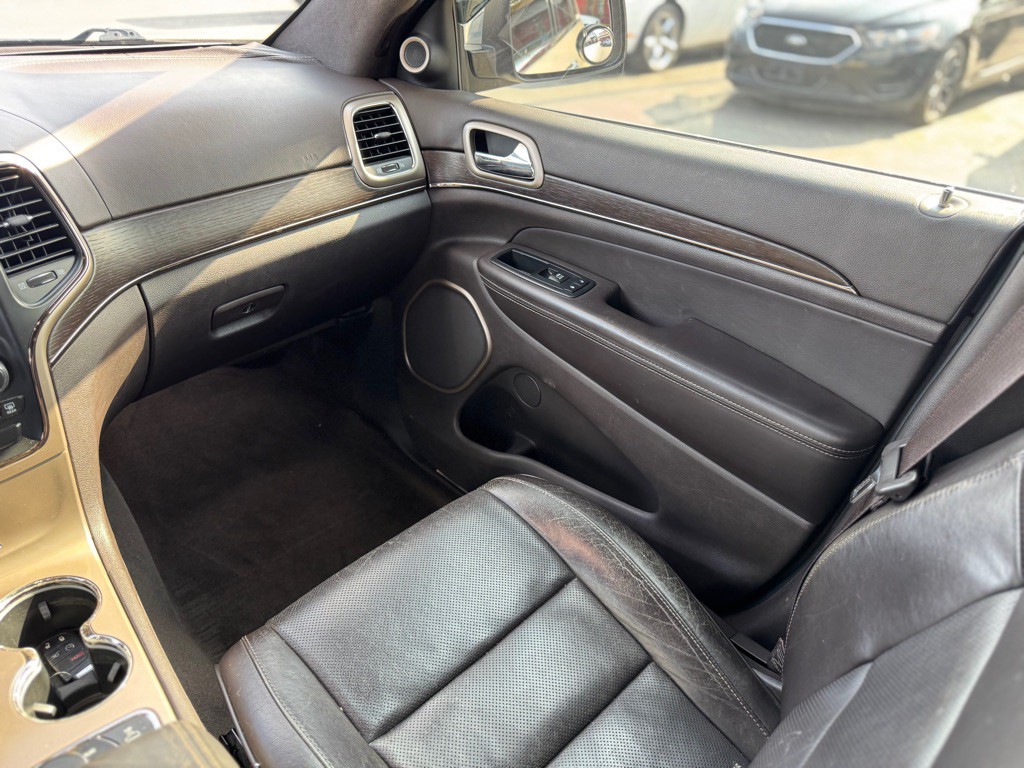 2014 Jeep Grand Cherokee Image 21