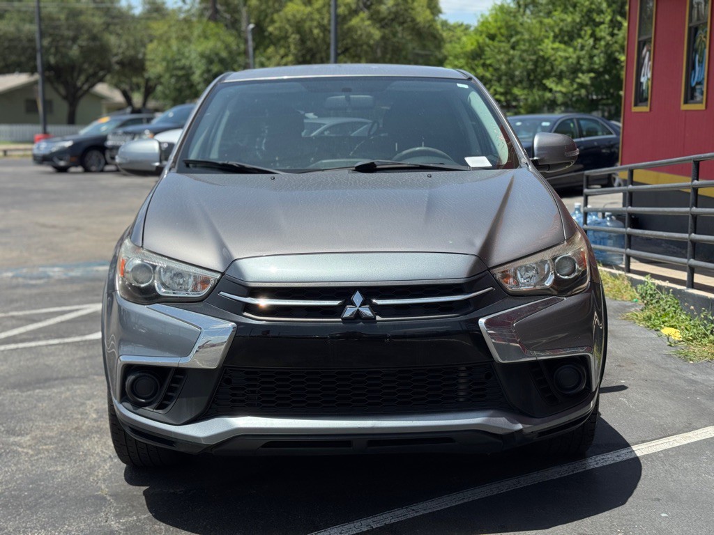 2018 Mitsubishi Outlander Image 10