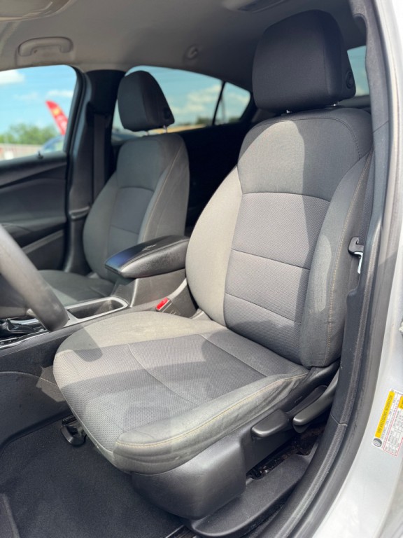 2018 Chevrolet Cruze Image 13
