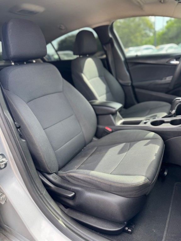 2018 Chevrolet Cruze Image 16