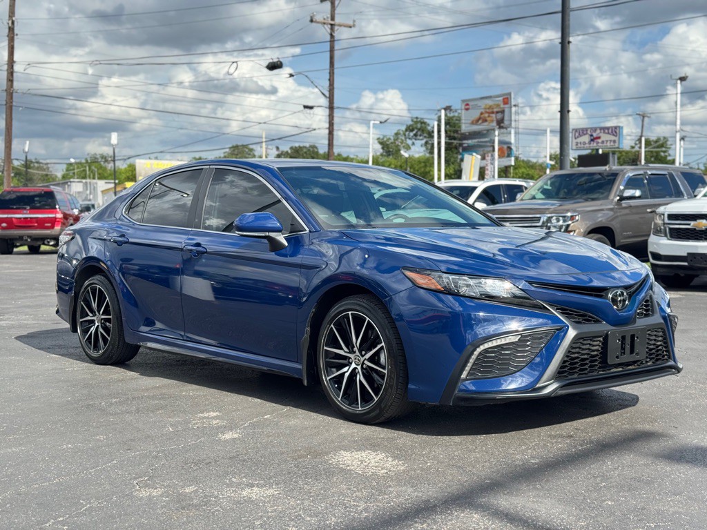 2023 Toyota Camry Image 12