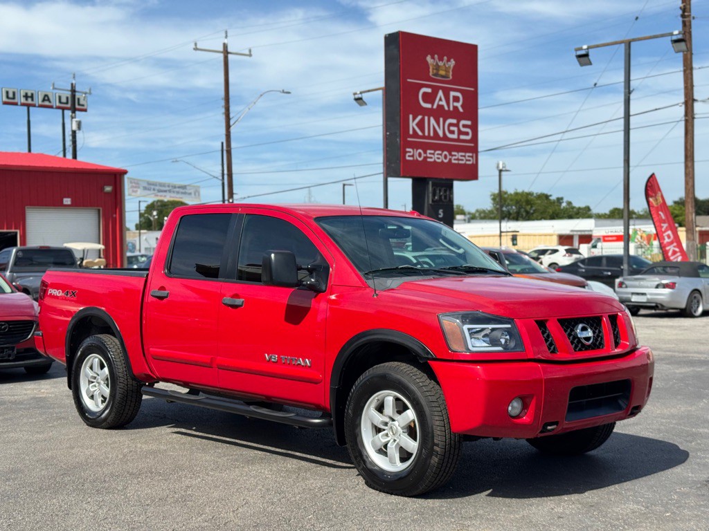 2010 Nissan Titan Image 12