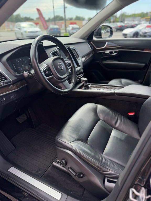 2019 Volvo XC90 Image 11