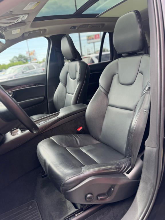 2019 Volvo XC90 Image 13