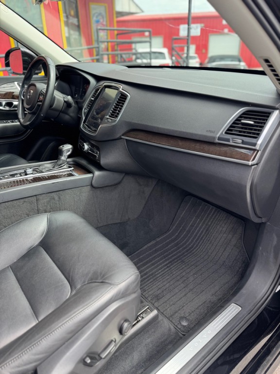 2019 Volvo XC90 Image 14