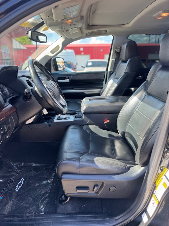 2014 Toyota Tundra Image 12