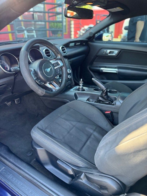2018 Ford Mustang Image 12