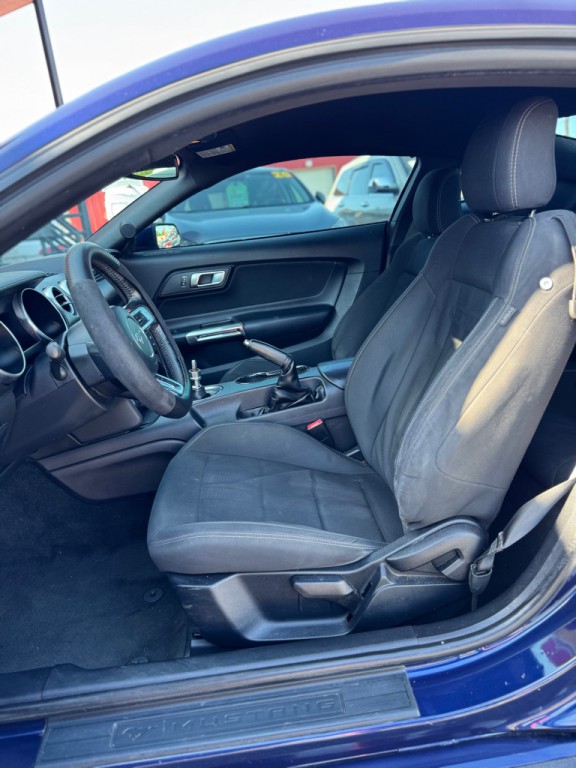 2018 Ford Mustang Image 13