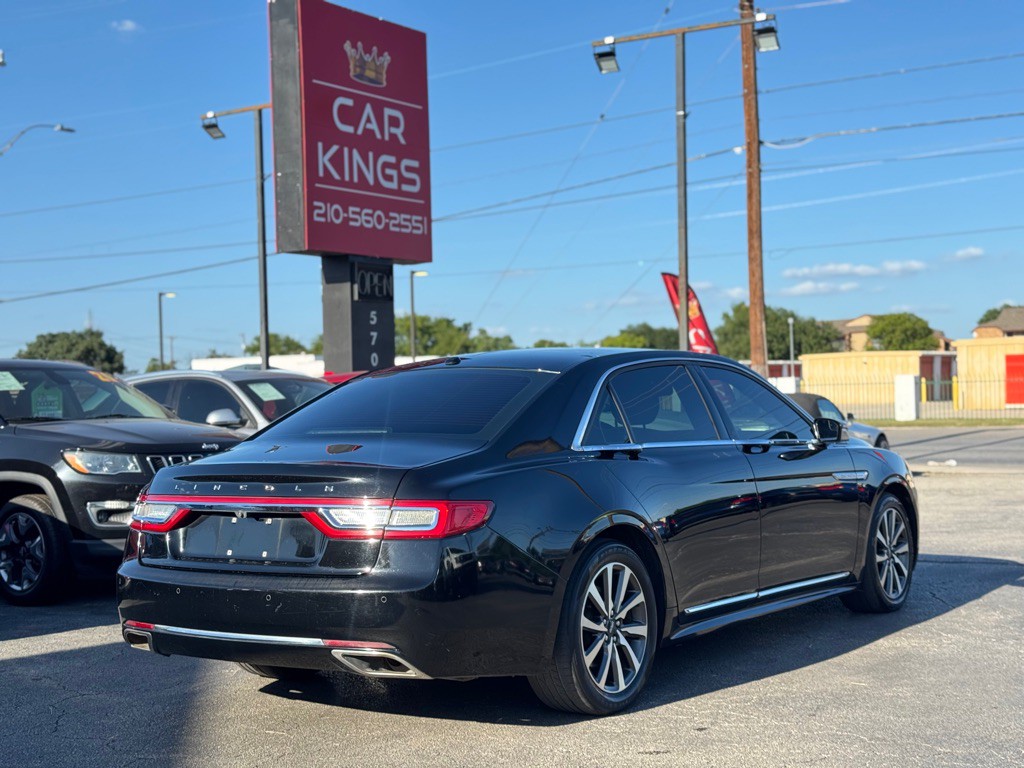 2017 Lincoln Continental Image 7
