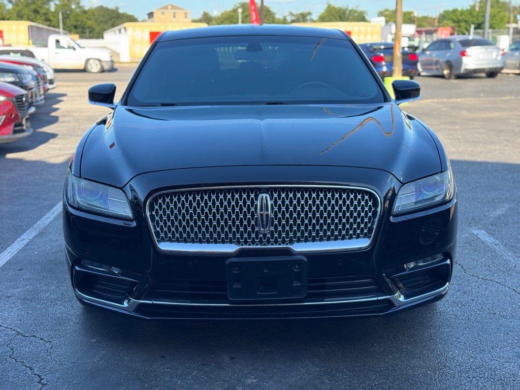 2017 Lincoln Continental Image 10