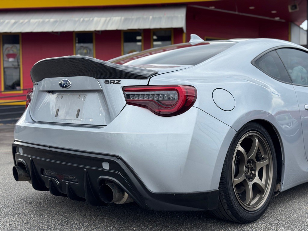 2016 Subaru BRZ Image 8