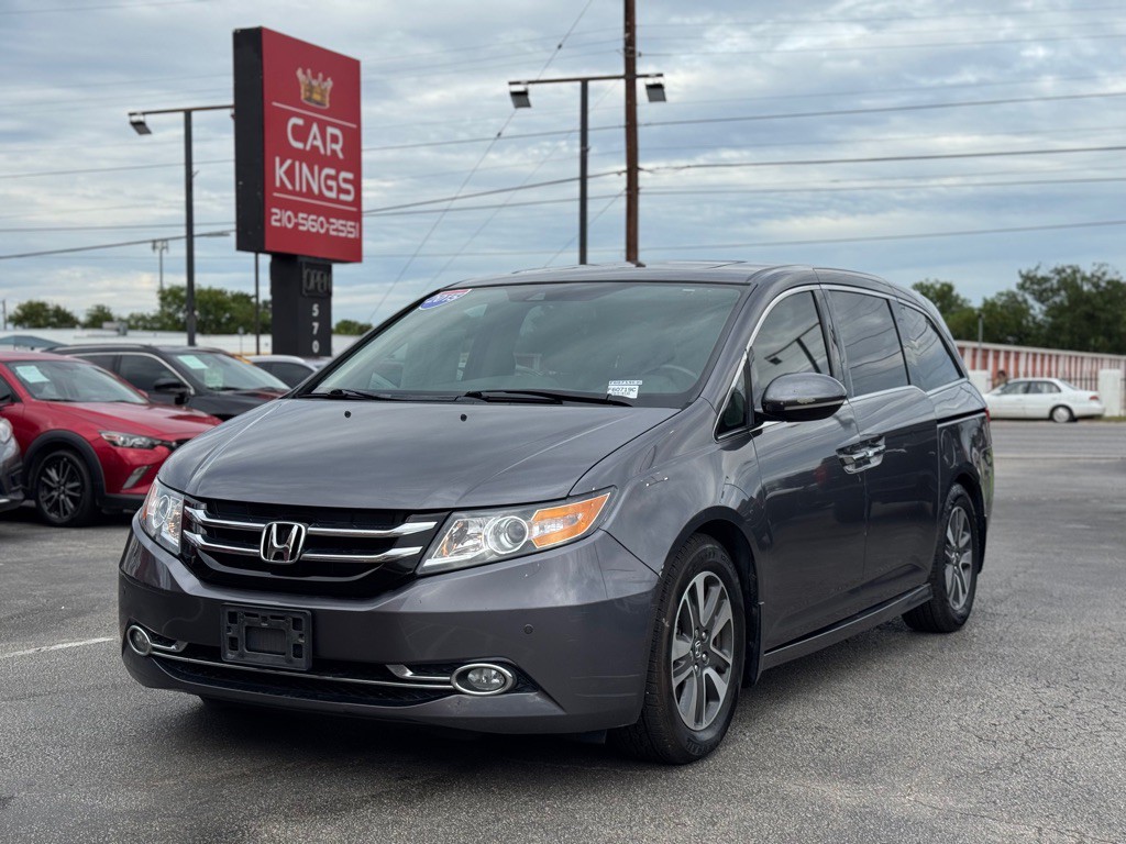 2015 Honda Odyssey Image 2