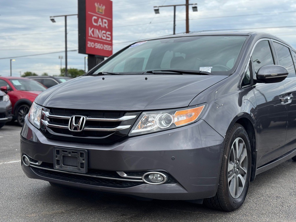 2015 Honda Odyssey Image 3
