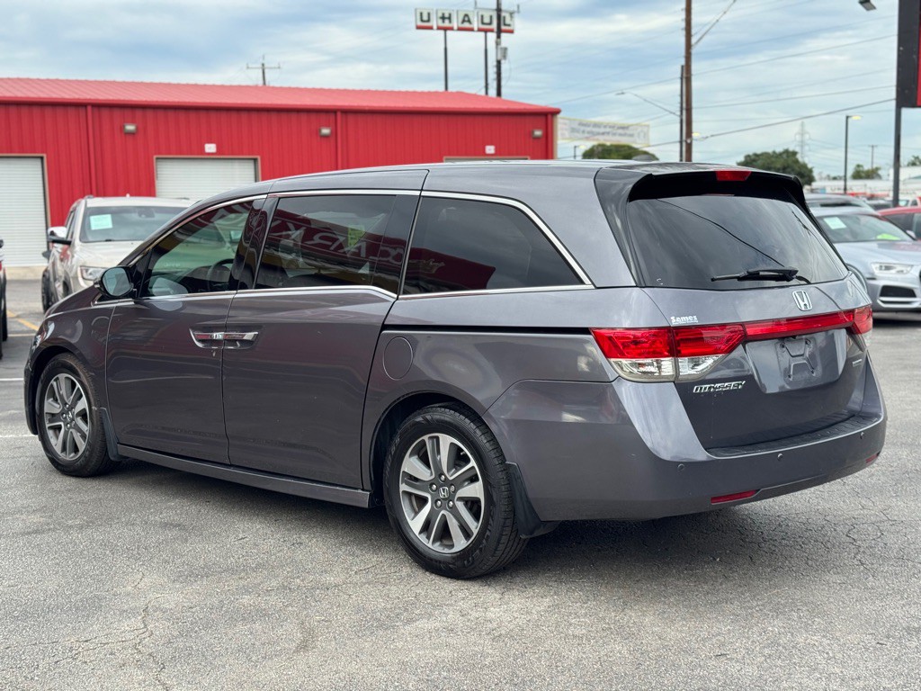 2015 Honda Odyssey Image 5