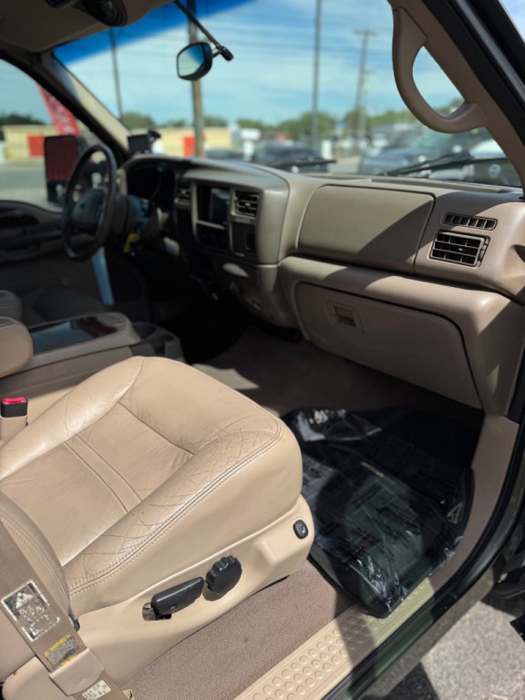 2001 Ford Excursion Image 17