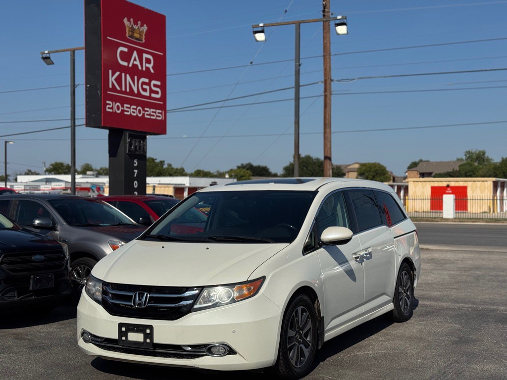 2016 Honda Odyssey Image 2