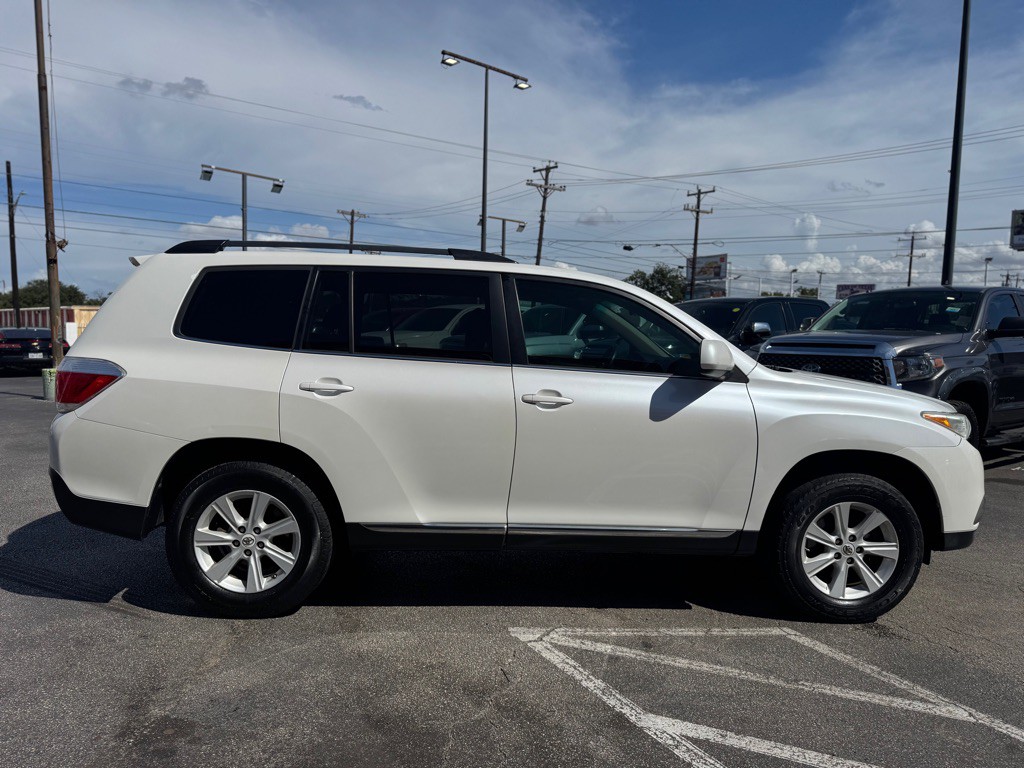 2012 Toyota Highlander Image 8