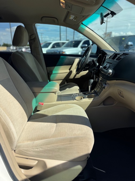 2012 Toyota Highlander Image 15