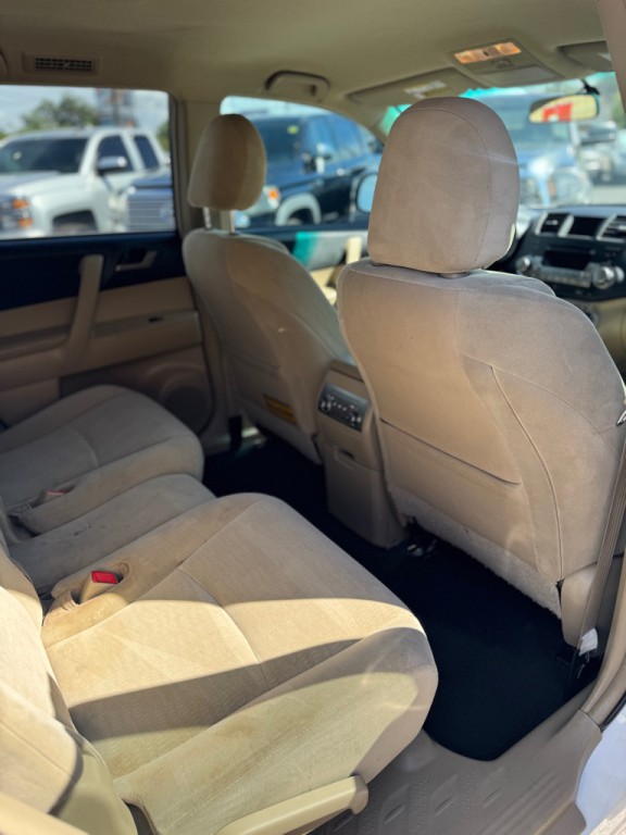 2012 Toyota Highlander Image 18