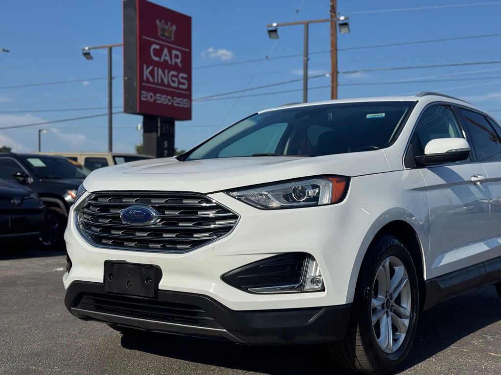 2020 Ford Edge Image 3