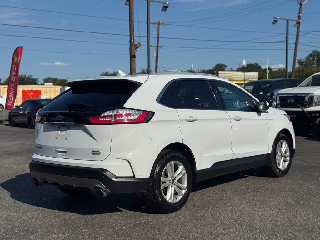 2020 Ford Edge Image 7