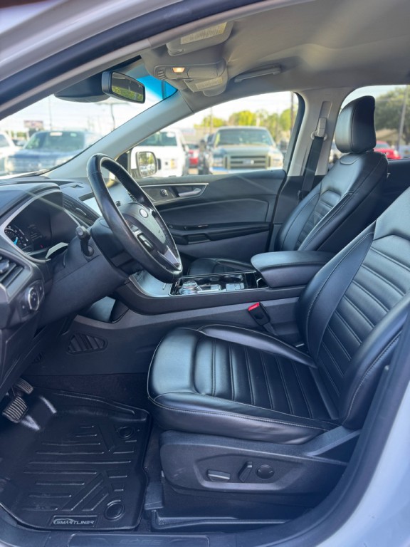 2020 Ford Edge Image 12