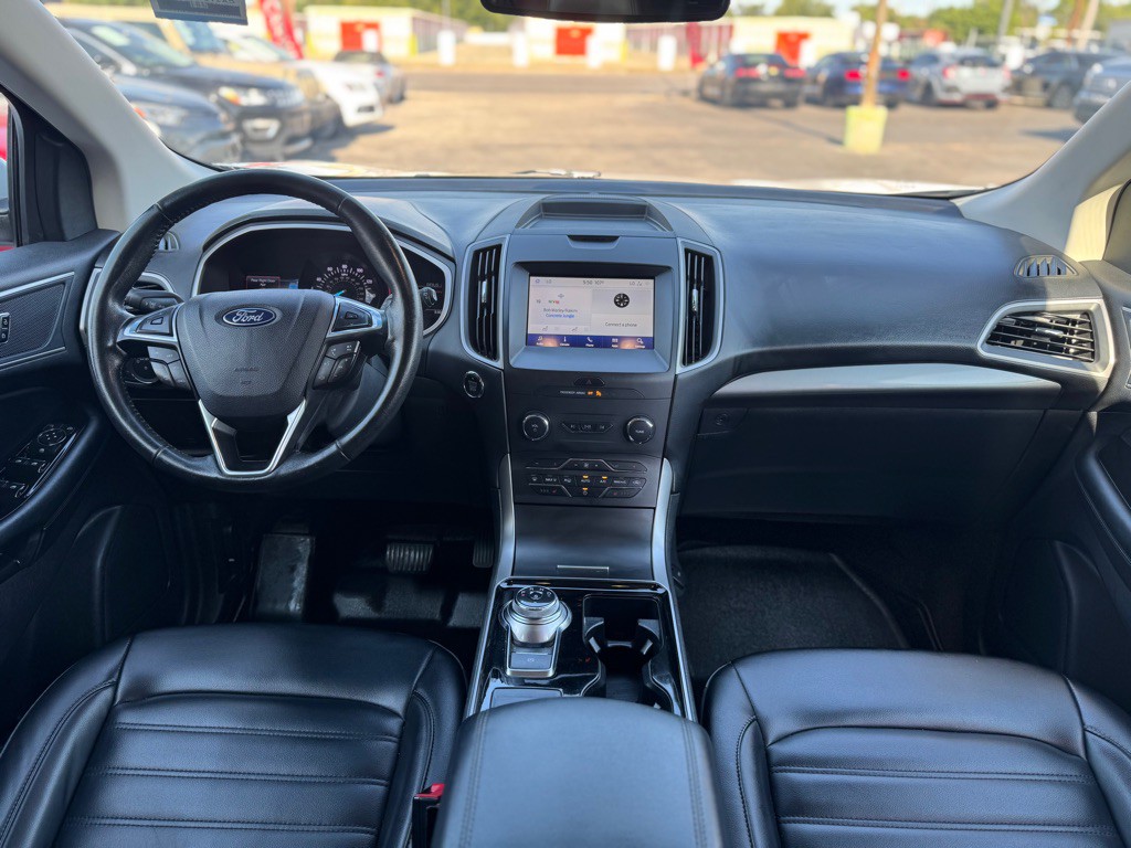 2020 Ford Edge Image 18