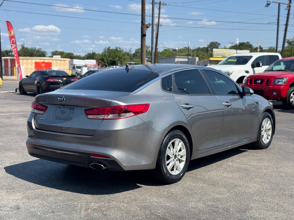 2018 Kia Optima Image 7
