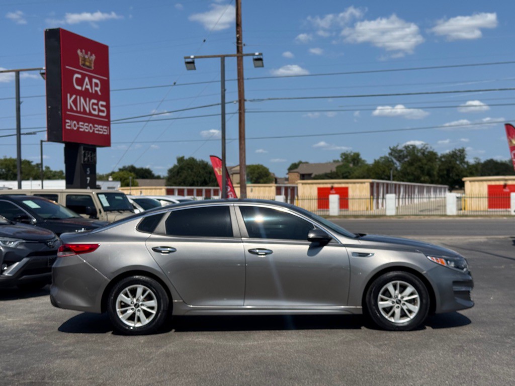2018 Kia Optima Image 8