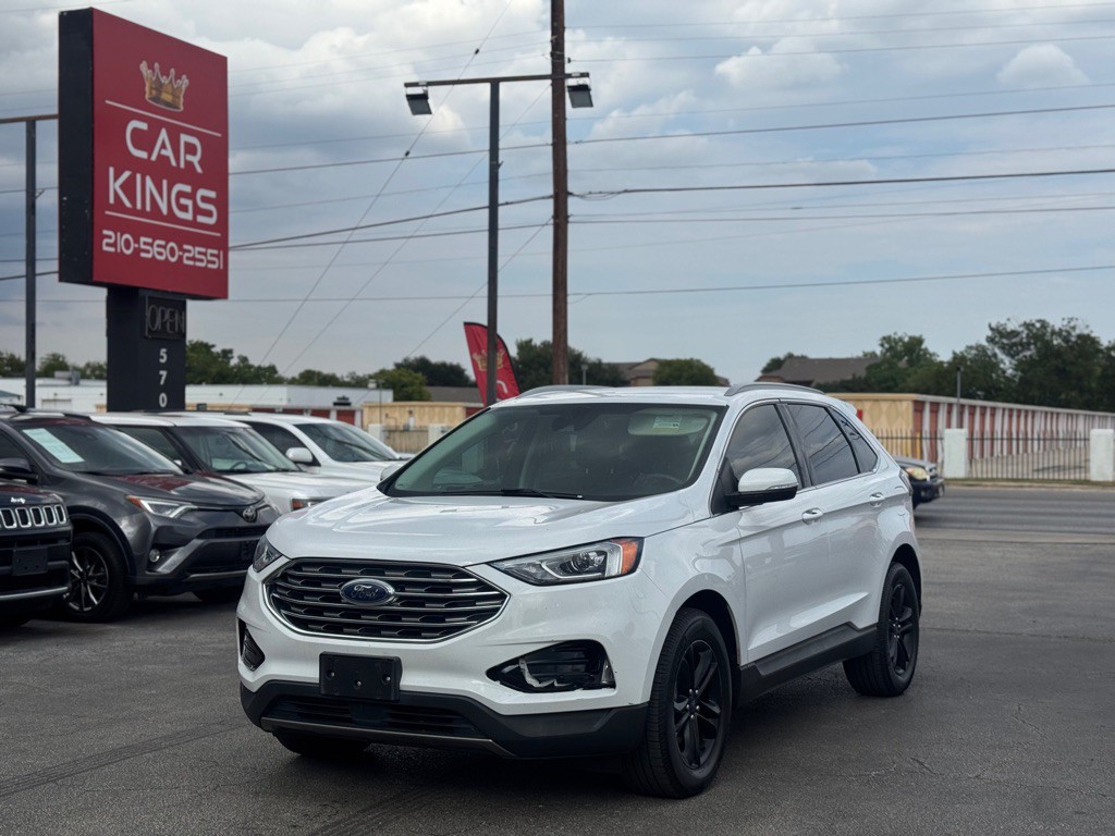 2020 Ford Edge Image 2