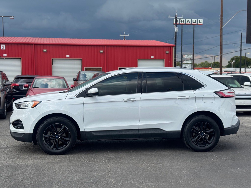 2020 Ford Edge Image 4