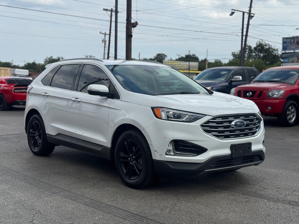 2020 Ford Edge Image 10