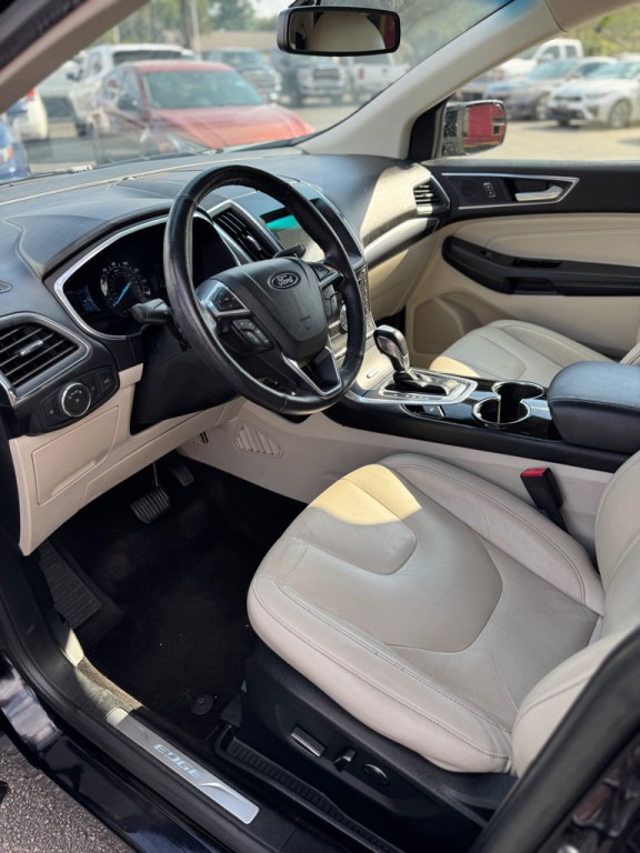 2018 Ford Edge Image 12