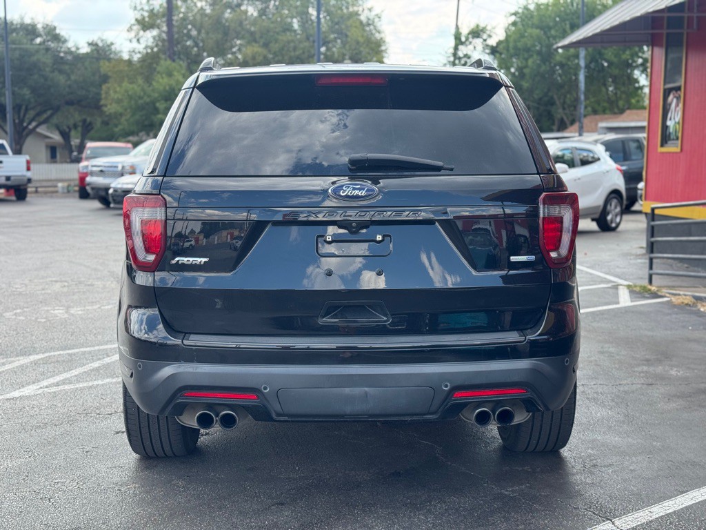 2018 Ford Explorer Image 7