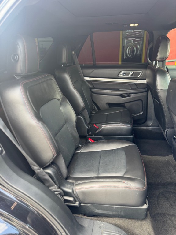 2018 Ford Explorer Image 19