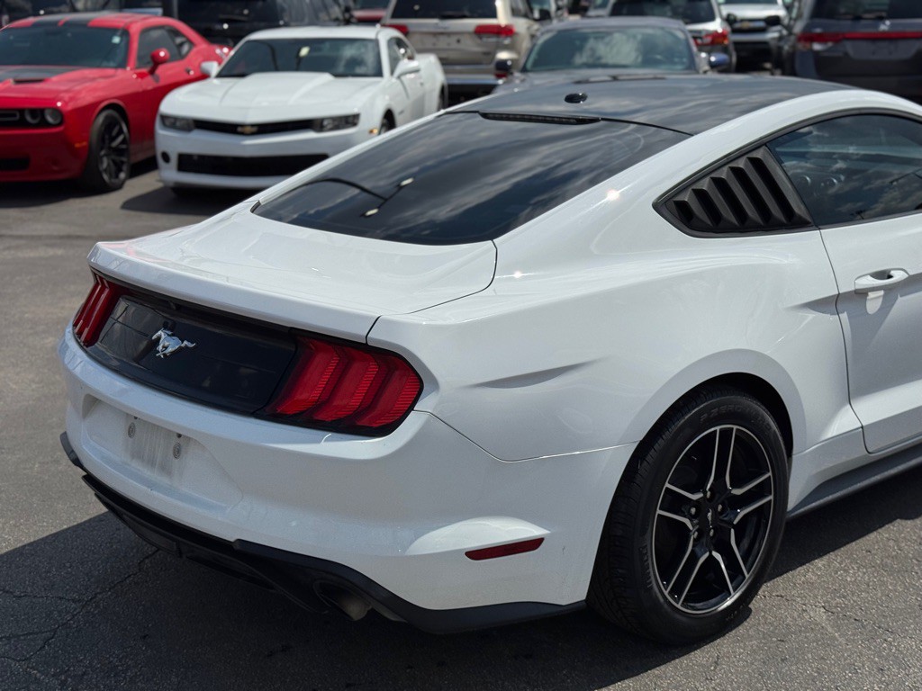2019 Ford Mustang Image 7