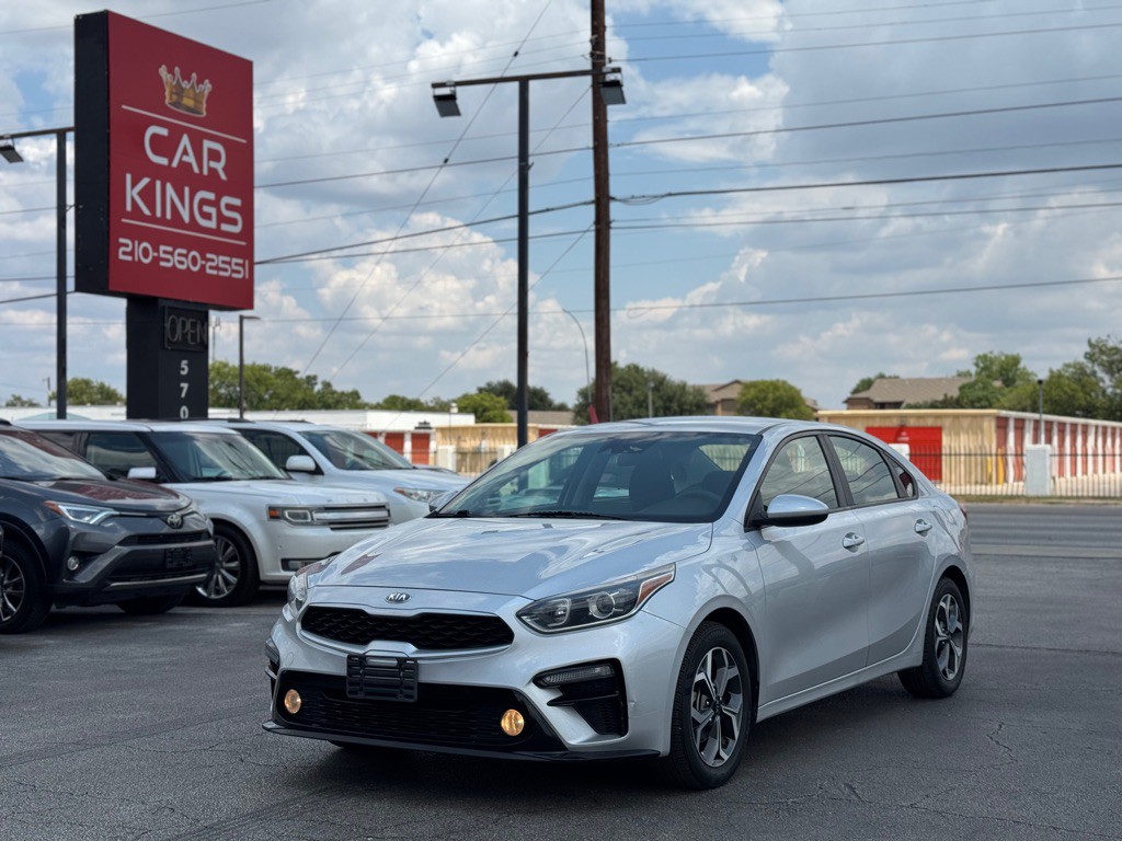 2019 Kia Forte Image 2