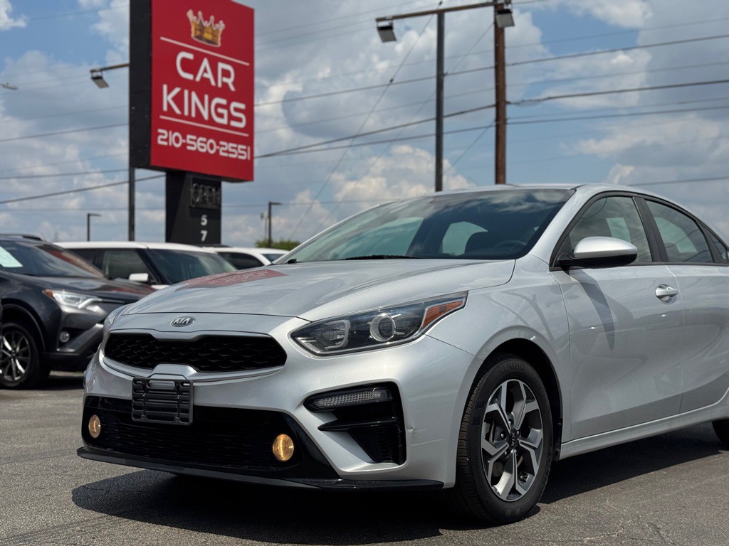 2019 Kia Forte Image 3