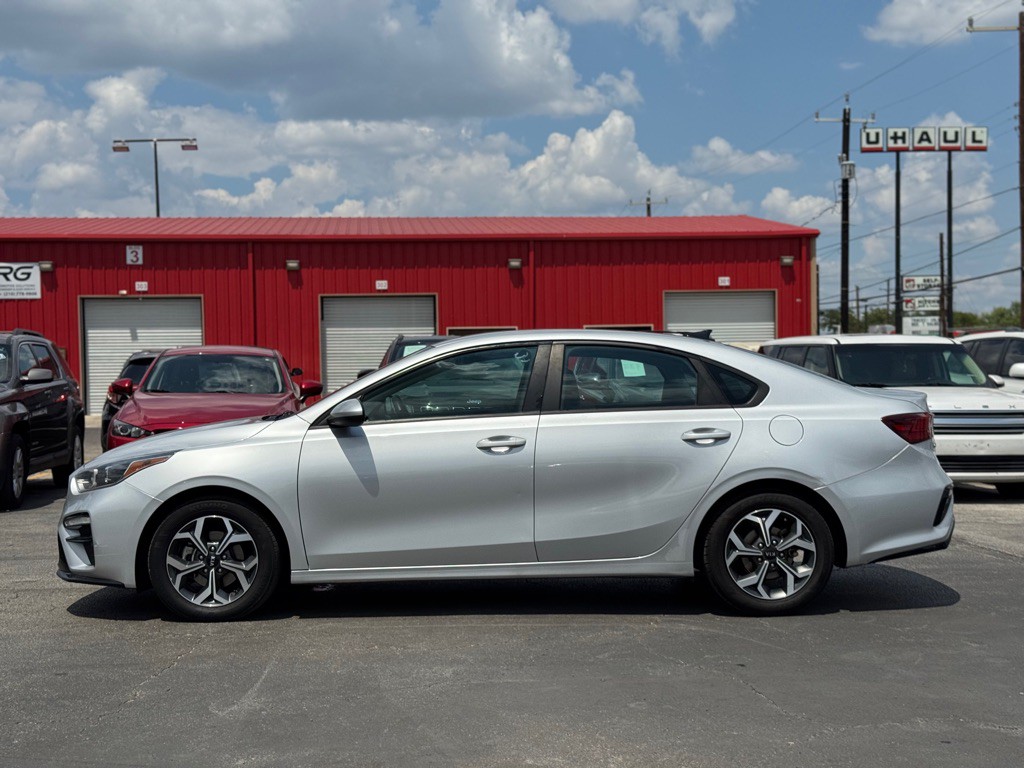 2019 Kia Forte Image 4