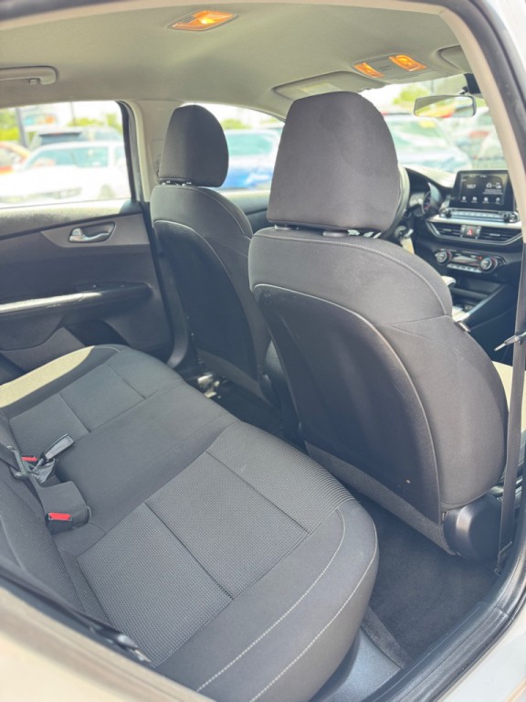 2019 Kia Forte Image 19