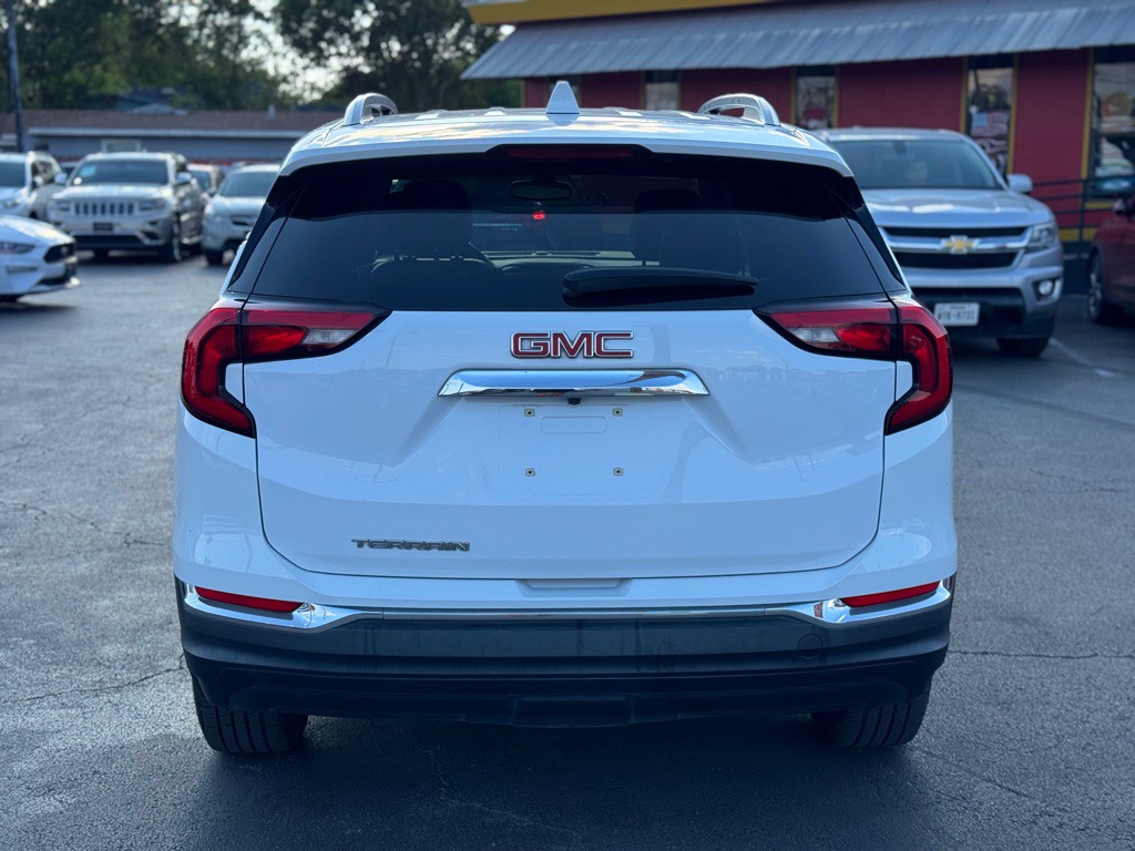 2018 GMC Terrain Image 8