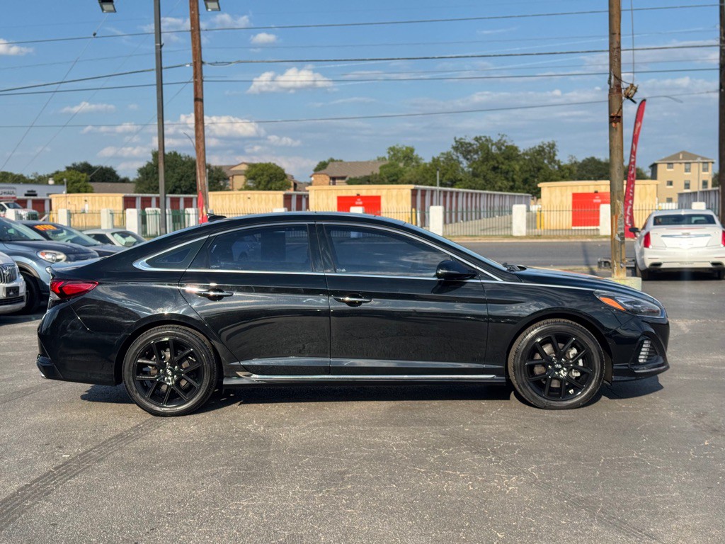 2018 Hyundai Sonata Image 8