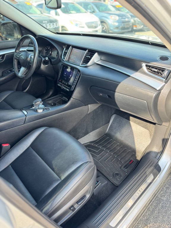 2019 INFINITI QX50 Image 11