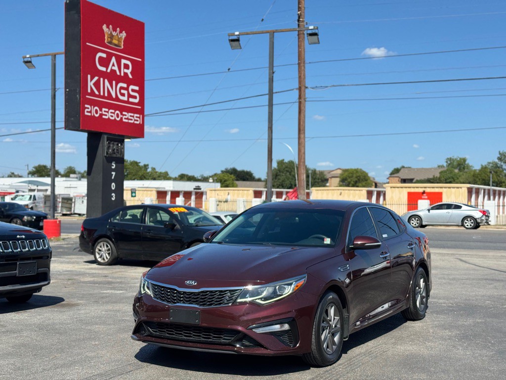 2020 Kia Optima Image 2