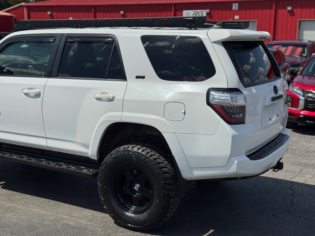 2016 Toyota 4Runner Image 7