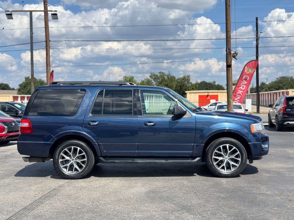2016 Ford Expedition Image 8