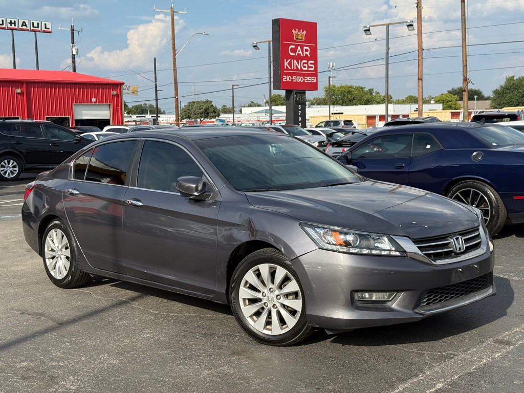 2013 Honda Accord Image 1